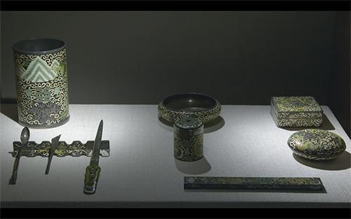 《中国文房四宝》挑战《万万没想到》焕发活力