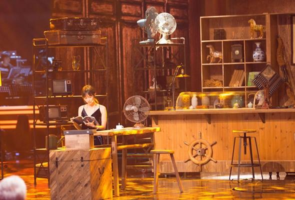 跨界》王子文手抱《诛仙》 上演电影舞台大剧