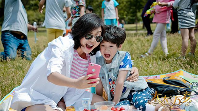 《太太万岁》曝片花 闫妮事业爱情陷选择难题