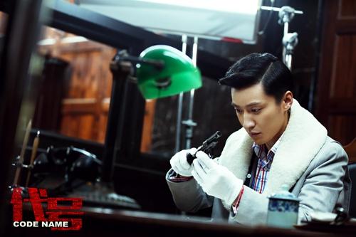 乔任梁新剧谍战进行时 这个“神探”不高冷