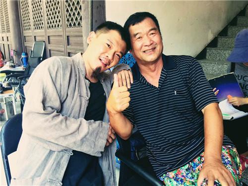 姜艺声《女匪首传奇》杀青 勇玩颠覆获导演首肯