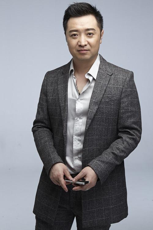 仁龙和新戏热播中 搭档乔任梁相爱相杀组CP 