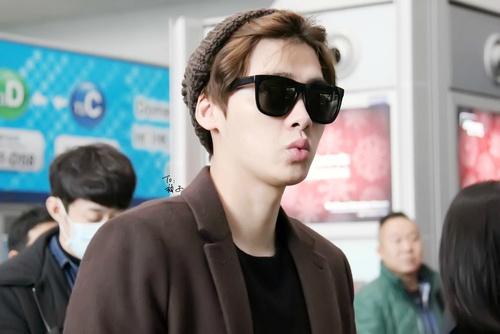 “萌”光靠脸哪够？！有一种演技在线萌叫李易峰