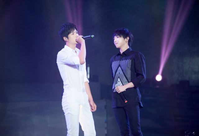 《挑盟》范爷变“霓裳羽衣范”携春春温柔献唱