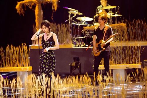 王子文《跨界》之旅收官 与偶像朴树同台惹人羡