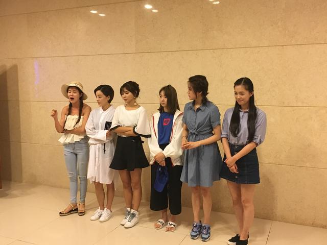 《夏日甜心》珠海看片 甜心爆料张翰很能闹