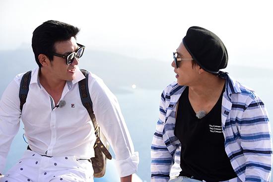 好害羞！陆毅自曝曾在校长面前与鲍蕾接吻 