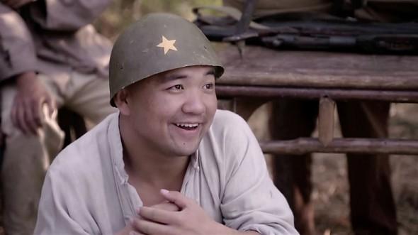 《游击英雄》热播 王庆颠覆形象演绎呆萌二流子