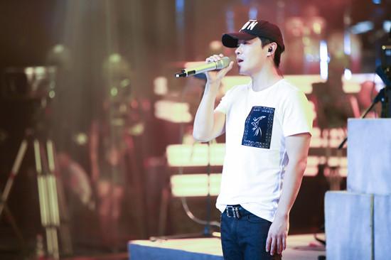 陈思诚助阵李光洁献唱 高晓松：真跨界在这儿呢