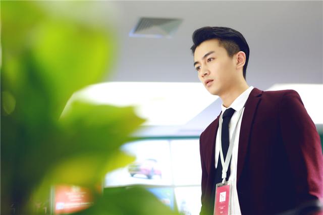 陈晓新剧《舒克的桃花运》杀青 谈剧组卖楼趣事