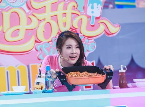 “甜心”变“辣妹” 可可首次揭秘鸡抓的诱惑