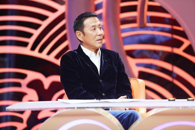 《传承者》华少秒变“华妃”朱丹现场抖空竹