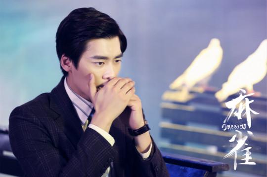 李易峰《麻雀》开播在即 挑战内心戏引期待