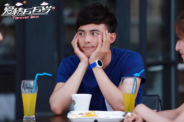 《爱情万万岁》剧照曝光 叶祖新演绎90后裸婚族