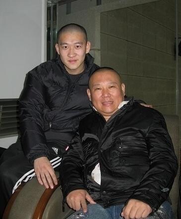郭德纲曹云金“师徒”二人 暴脾气如出一辙