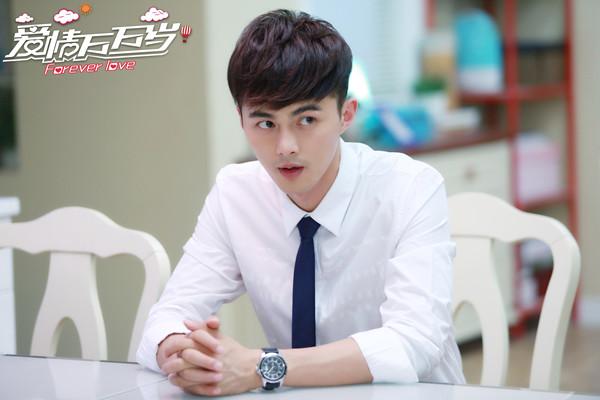 《爱情万万岁》将播 叶祖新刘涛上演姐弟情深