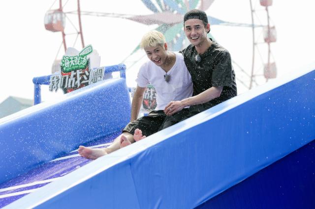 《战斗吧》六男神摒弃套路 王凯变“拆台王”