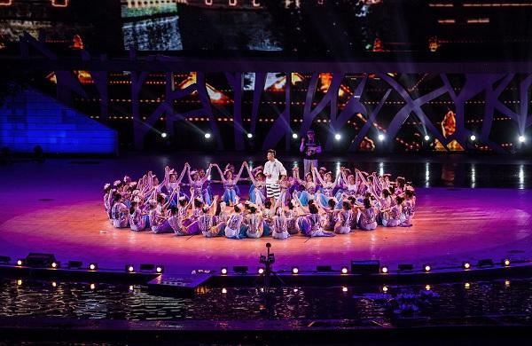 央视中秋晚会节目单曝光:郎平将携家人亮相