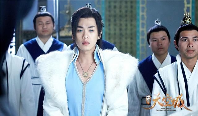 《天空城》的反套路成功:这个夏天可以很魔性