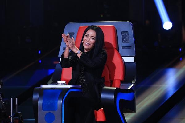 《新歌声》决赛6强上演三国杀 哈林现场被表白