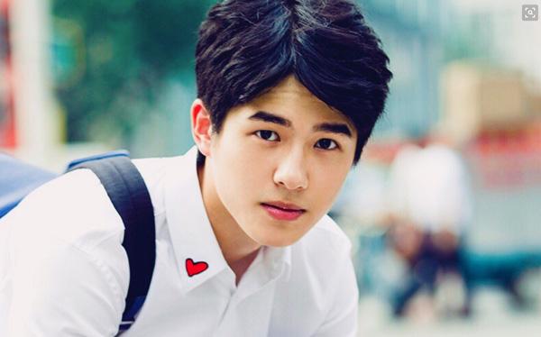 王龙华鹿晗李易峰:谁是真正的白衬衫男神?