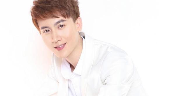 王龙华鹿晗李易峰:谁是真正的白衬衫男神?