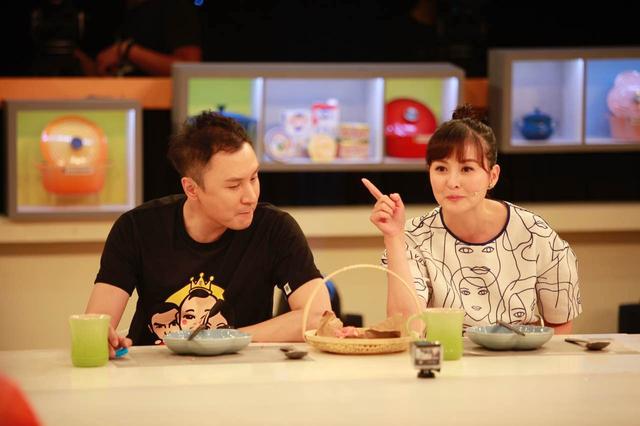 戴娇倩爆料老公很憨厚 自己经常带着妈妈进剧组