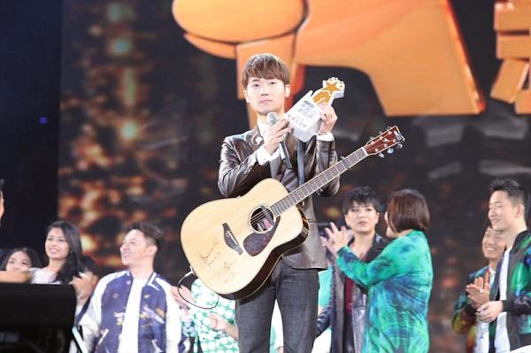 《新歌声》蒋敦豪夺冠 节目组为公益捐款500万