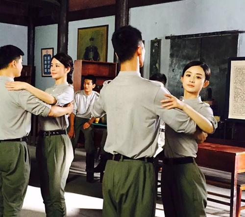 邱璐璠《胭脂》巧传情报 特工姐妹花上演反差萌