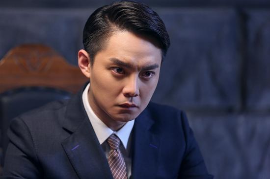 尹正《麻雀》暗黑病娇飙演技 交手张若昀引期待