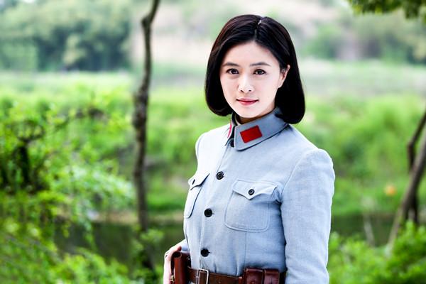 “烽火佳人”田海蓉 《映山红》演绎女人的史诗