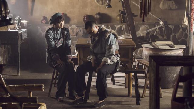 黄曼富大龙《骡子和金子》 上演忠贞爱情