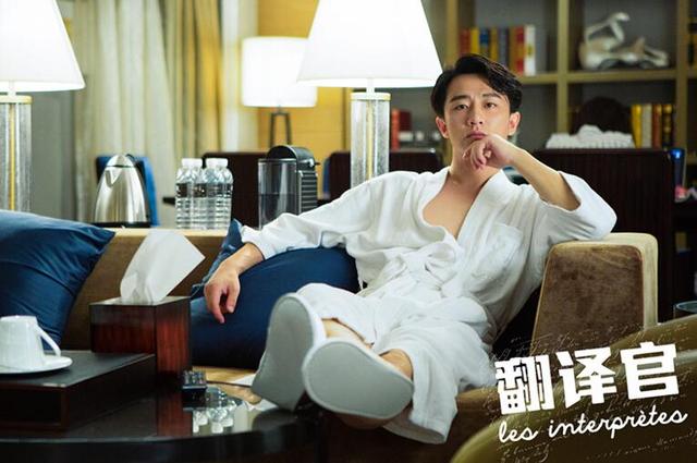 《亲爱的翻译官》深圳卫视热播 看黄轩撩妹指南