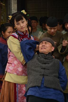 《龙号机车》开机 俞惠子戏里戏外"女汉子"