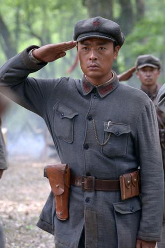 张桐《绝命后卫师》剑指至亲  对阵沙场推高潮