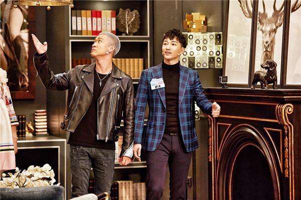 曹云金娱乐室首度曝光 巴洛克风格家装金壁辉煌