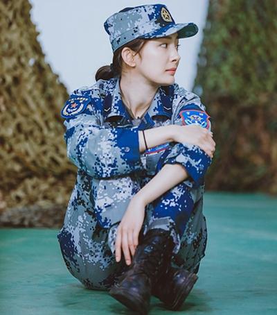 《真男》杨幂通话险落泪 电话究竟打给谁？