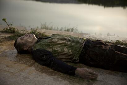 网剧《尸语者》杀青 特效妆成最大亮点