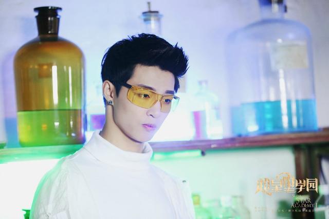 《超星星》幕后揭秘:3.5亿个段子是这样诞生的