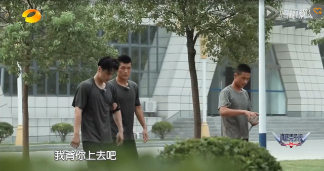 人工呼吸不算什么 杨幂和小威威发的糖才甜