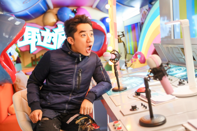 专注被整十几年 这次王祖蓝来《耳边疯》整人了