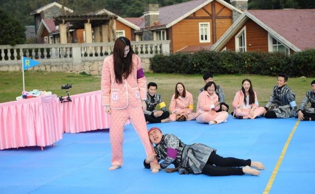 专注被整十几年 这次王祖蓝来《耳边疯》整人了