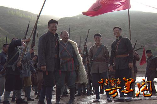 《千里雷声》父子反目 红色精神助燃革命火种 