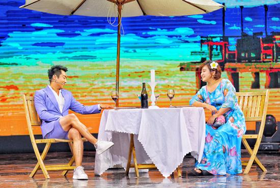 《总动员》决赛贾玲搭档郑恺上演“海岛之恋”