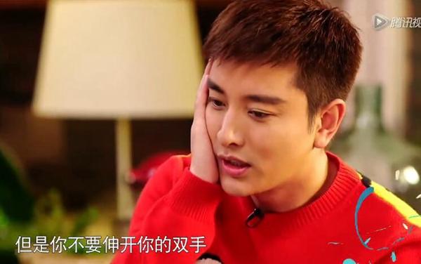 贾乃亮惨遭孙杨打脸，把大妈堵在厕所只为……