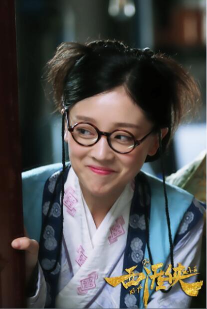 何花主演新剧将播 开启喜感学霸模式