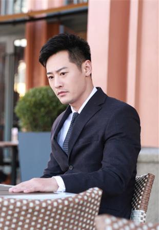 《放弃我抓紧我》曝片花 亓航“眼神杀”引期待