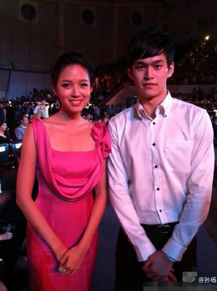 胡歌“仙剑留守儿童” 何不学张继科开红娘热线