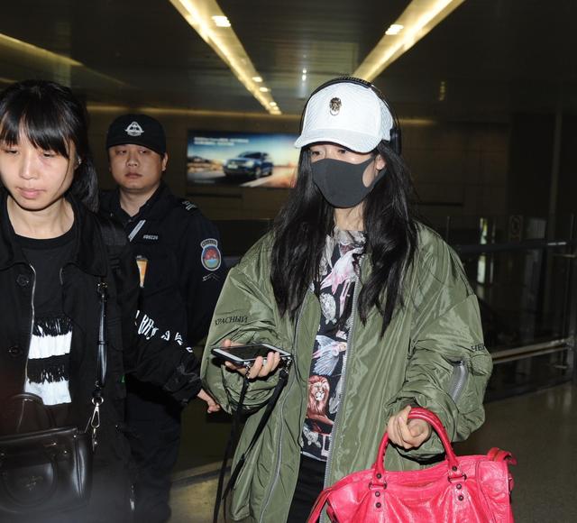 谢娜无缘湖南卫视跨年真相：有张丹丹就没她！四川卫视抛橄榄枝！