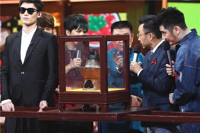 光绪吃过的锅现身《天天》 黄绮珊阿兰火锅比拼